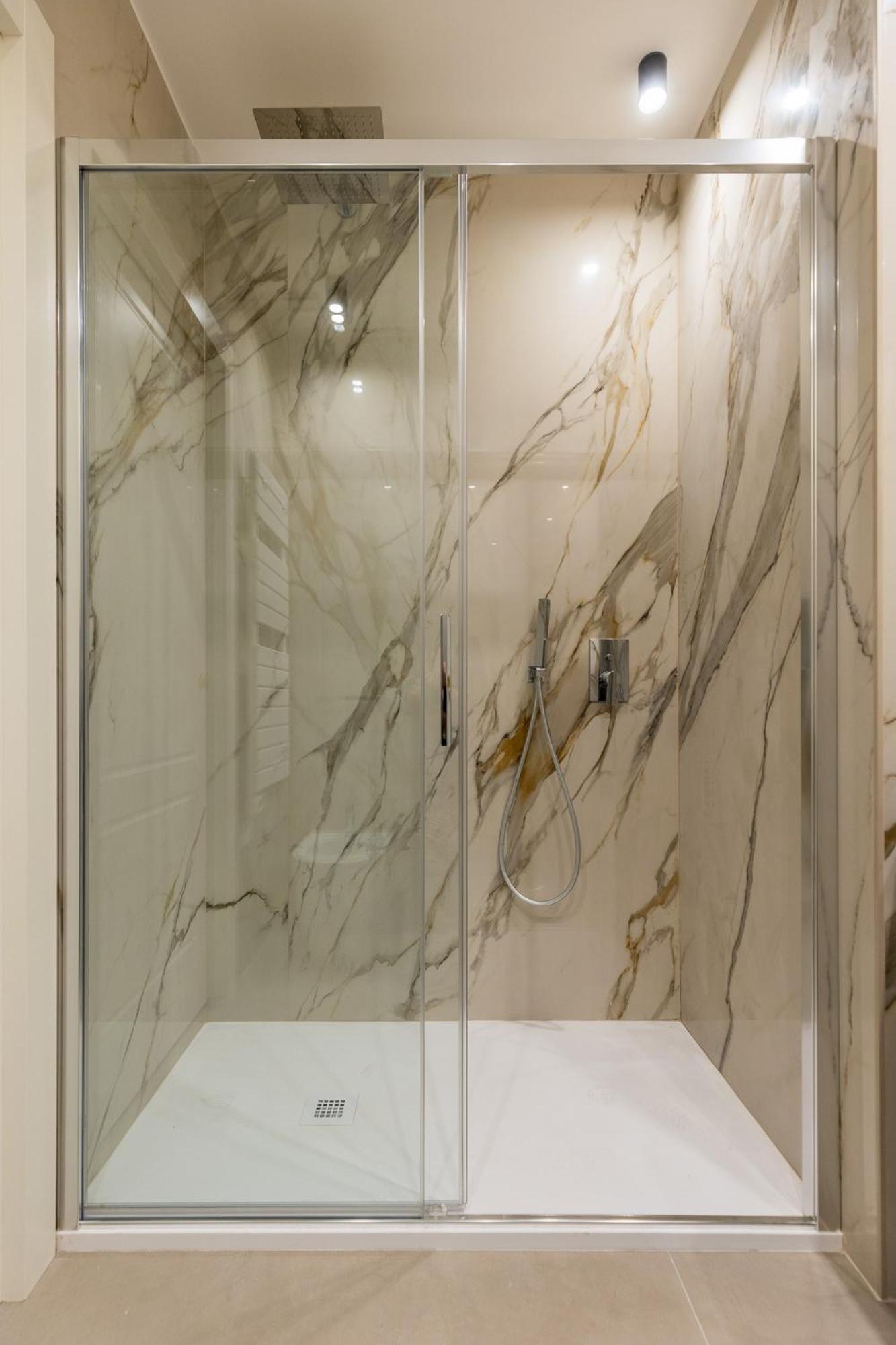 San Martino - Luxury Apartments By Design Club Collection Bologna Exteriör bild